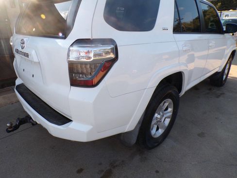 Used 2016 Toyota 4Runner 2WD image 5