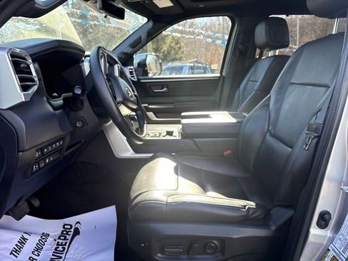 Used 2024 Toyota Tundra Platinum image 11