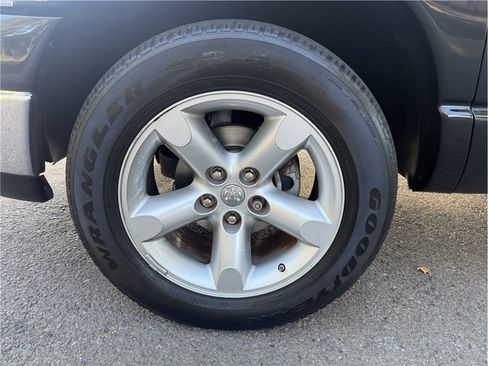 Used 2008 Dodge Ram 1500 Truck SLT RWD image 11