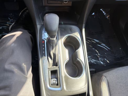 Used 2022 Chevrolet Equinox LT image 30