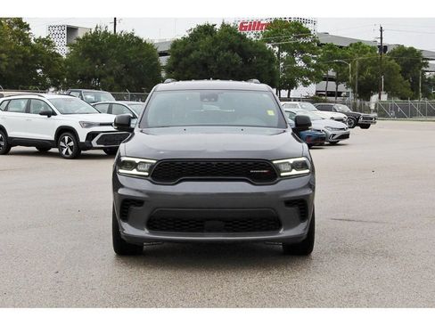Used 2024 Dodge Durango GT RWD image 8
