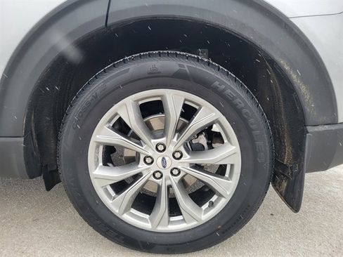 Used 2021 Ford Explorer Limited w/ Equipment Group 301A image 14