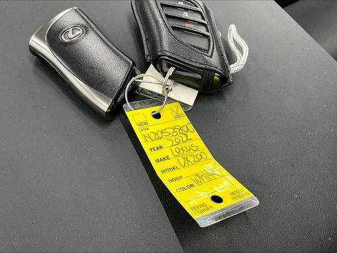 Used 2022 Lexus UX 200 w/ Accessory Package (Z1) FWD image 14