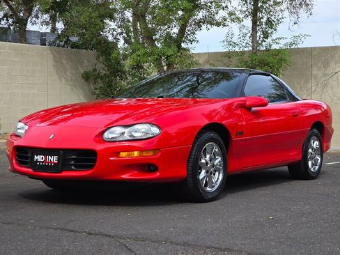Used 2002 Chevrolet Camaro Z28 w/ Preferred Equipment Group 2 RWD image 5