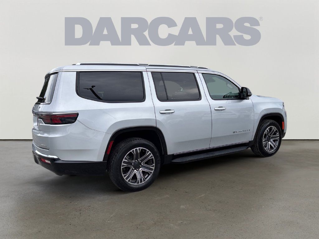 Used 2024 Jeep Wagoneer Series II AWD/4WD image 7