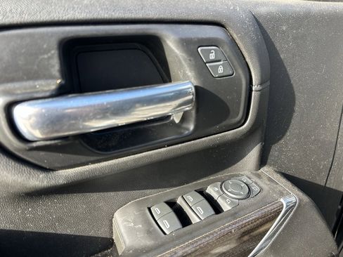 Used 2021 Chevrolet Silverado 2500 LT w/ Texas Edition image 10