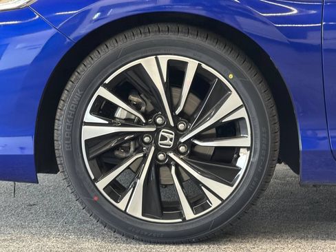 Used 2017 Honda Accord EX-L image 24