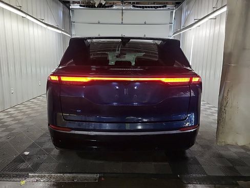 Used 2024 Jeep Wagoneer Launch Edition image 5