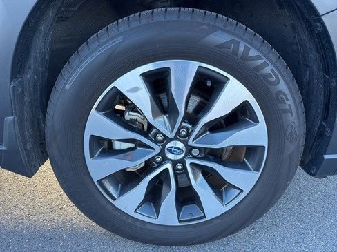 Certified 2025 Subaru Outback Limited image 18