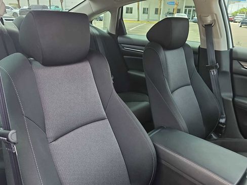 Used 2021 Honda Accord LX image 25