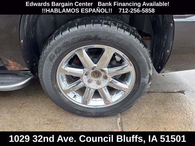 Used 2010 GMC Yukon XL Denali AWD/4WD image 10