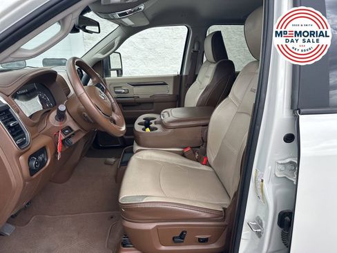 Used 2023 RAM 3500 Laramie AWD/4WD image 12