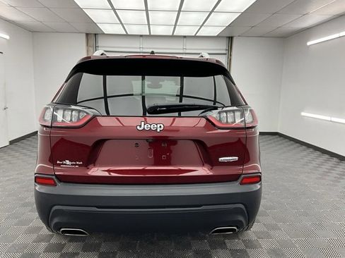 Used 2019 Jeep Cherokee Latitude Plus w/ Comfort/Convenience Group image 22
