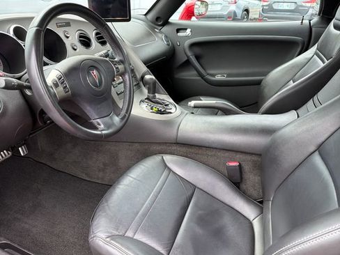 Used 2007 Pontiac Solstice Convertible w/ Premium Package RWD image 16