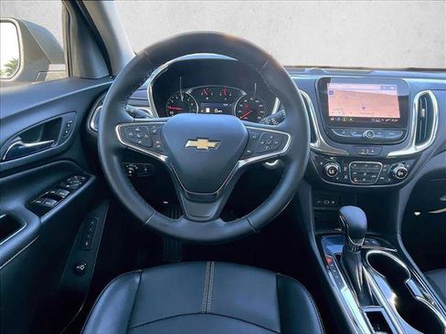 Used 2024 Chevrolet Equinox Premier FWD image 7