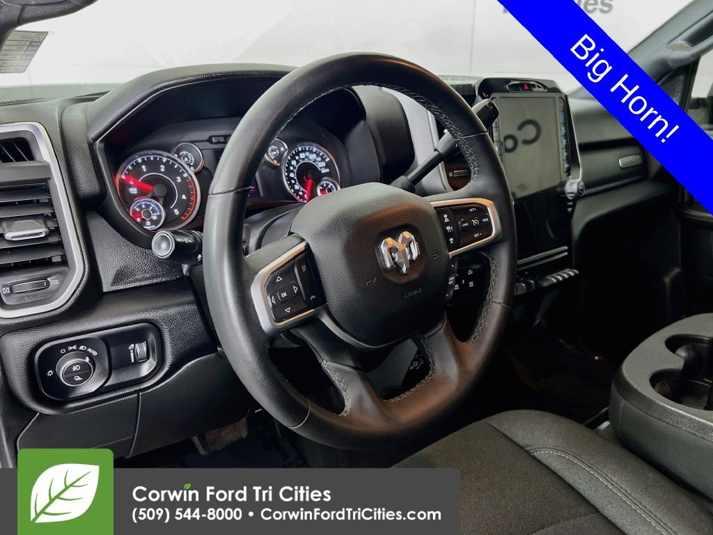 Used 2025 RAM 2500 Big Horn AWD/4WD image 3
