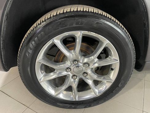 Used 2016 Jeep Grand Cherokee Summit image 14