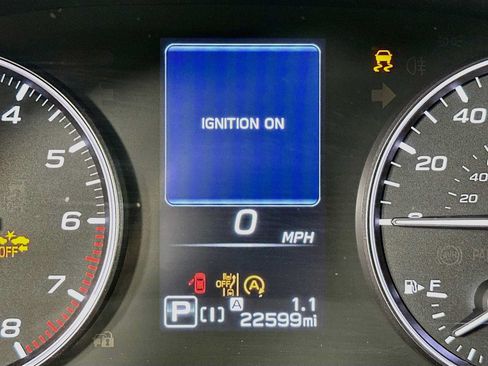 Certified 2025 Subaru Forester Premium AWD/4WD image 12