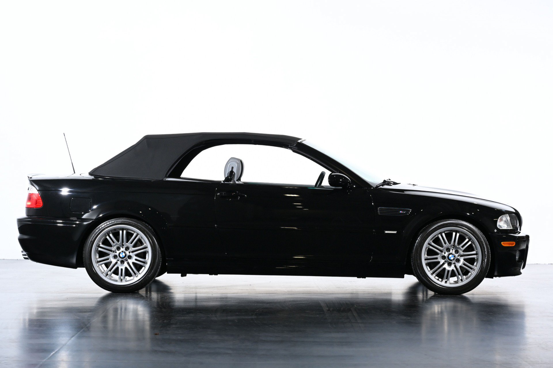 Used 2005 BMW M3 Convertible RWD image 29