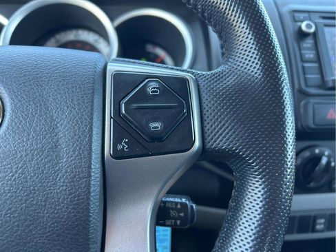 Used 2015 Toyota Tacoma 2WD Access Cab w/ Convenience Package image 17
