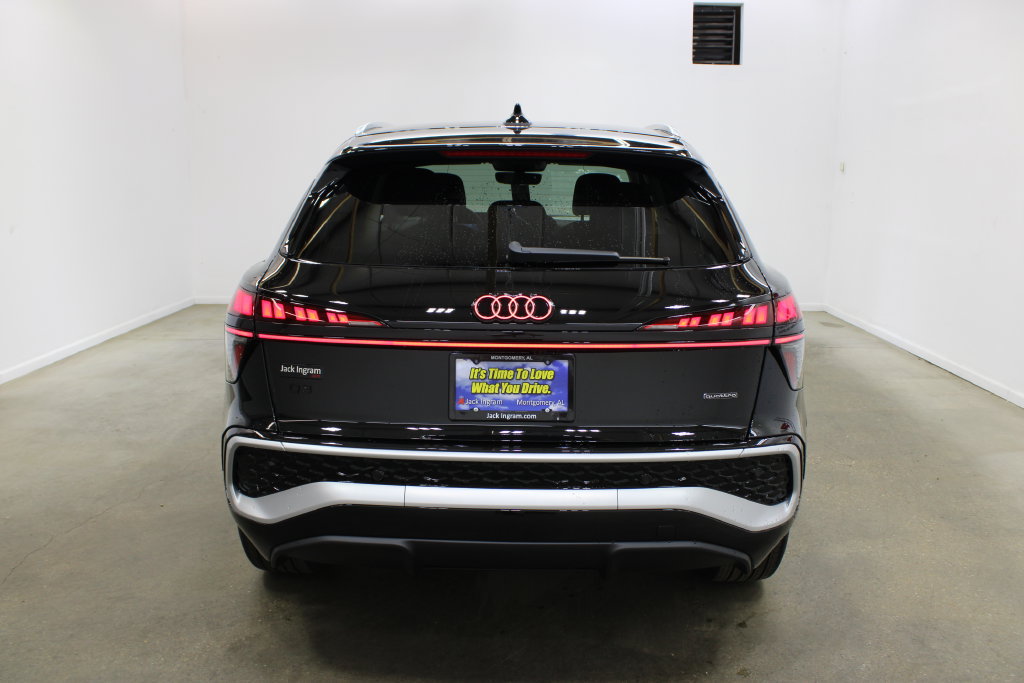 New 2026 Audi Q3 quattro 2.0T AWD/4WD image 4