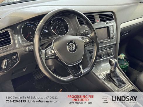 Used 2015 Volkswagen e-Golf SEL Premium FWD image 11