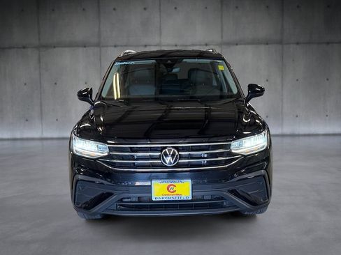 Used 2023 Volkswagen Tiguan SE FWD image 8