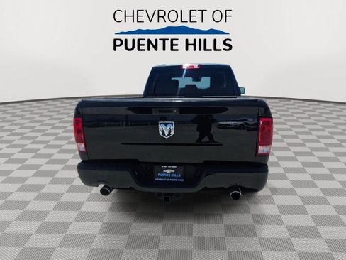 Used 2017 RAM 1500 Express RWD image 7