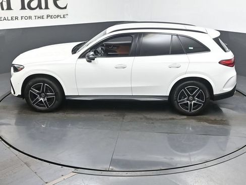 Used 2024 Mercedes-Benz GLC 300 image 43