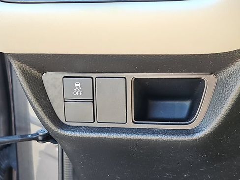 Certified 2024 Honda HR-V LX image 23