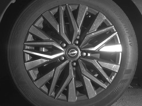 Used 2025 Nissan Altima 2.5 SV image 12