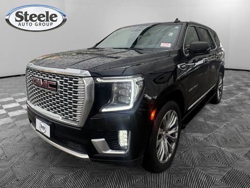 Used 2022 GMC Yukon Denali w/ Denali Premium Package image 1