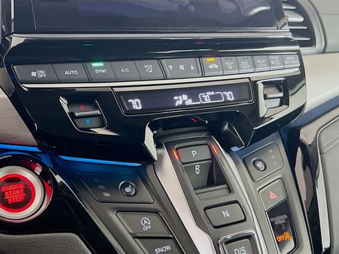 New 2026 Honda Odyssey Touring image 12