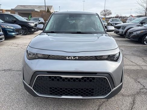Certified 2023 Kia Soul LX w/ LX Technology Package image 2