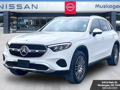 Used 2026 Mercedes-Benz GLC 300 4MATIC image 3