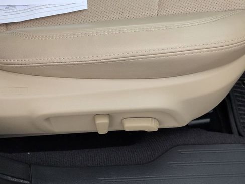 Used 2018 Subaru Outback 2.5i Limited image 39