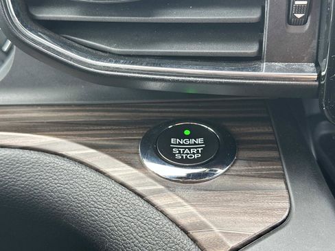 Used 2020 Ford Explorer Limited image 28