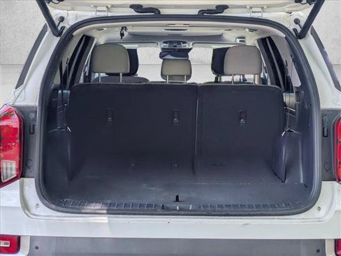 Used 2022 Hyundai Palisade SEL w/ 8P Bench Seat Package FWD image 6