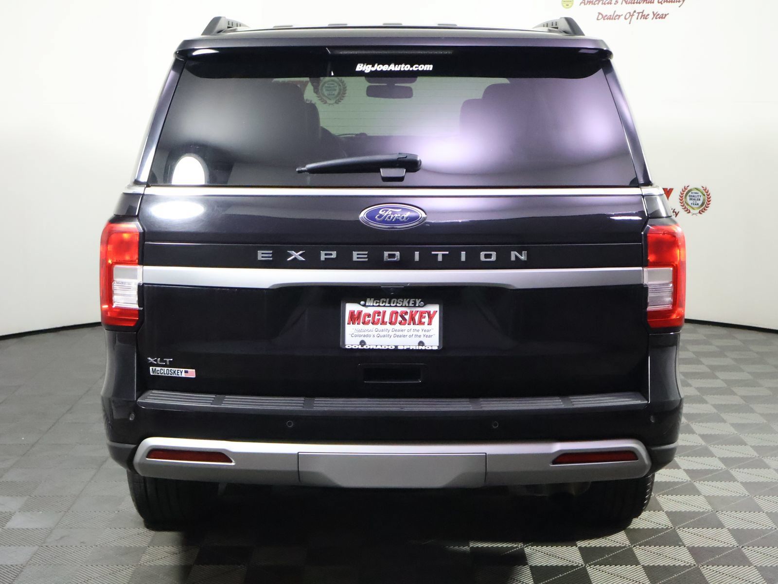Used 2024 Ford Expedition XLT AWD/4WD image 6