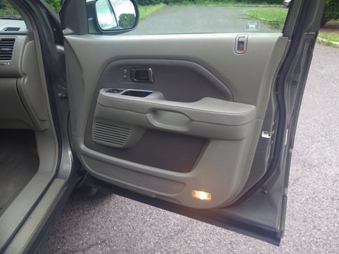 Used 2008 Honda Pilot EX-L image 19
