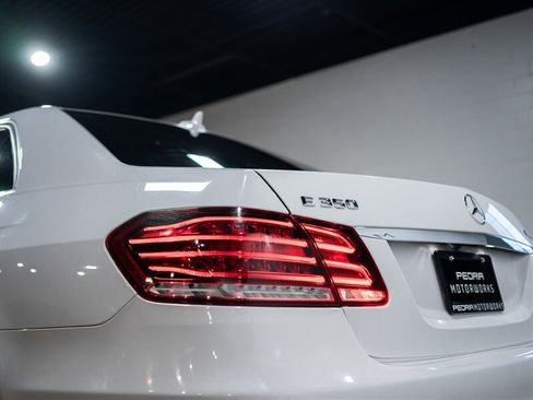 Used 2014 Mercedes-Benz E 350 4MATIC Sedan image 15