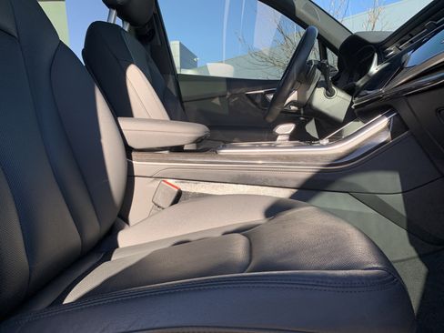 Used 2021 Audi Q7 3.0T Prestige image 35