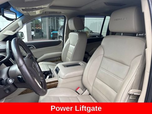 Used 2017 GMC Yukon XL Denali w/ Open Road Package AWD/4WD image 12