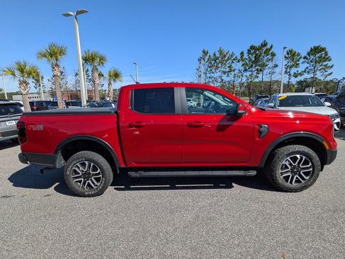 Used 2024 Ford Ranger Lariat w/ FX4 Off-Road Package image 3