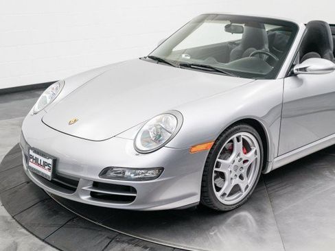 Used 2005 Porsche 911 Carrera S image 17