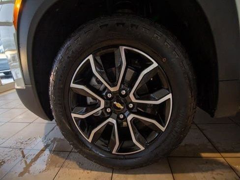 Certified 2023 Chevrolet TrailBlazer ACTIV image 30