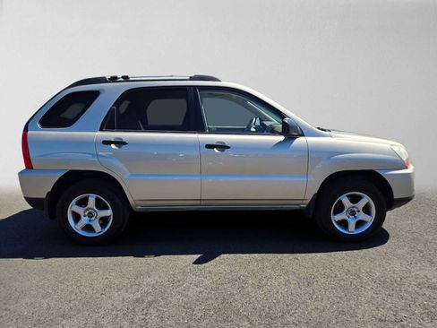 Used 2009 Kia Sportage LX AWD/4WD image 2