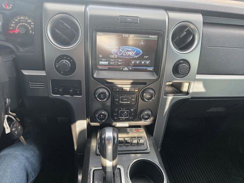 Used 2014 Ford F150 Raptor w/ Equipment Group 801A Luxury image 8