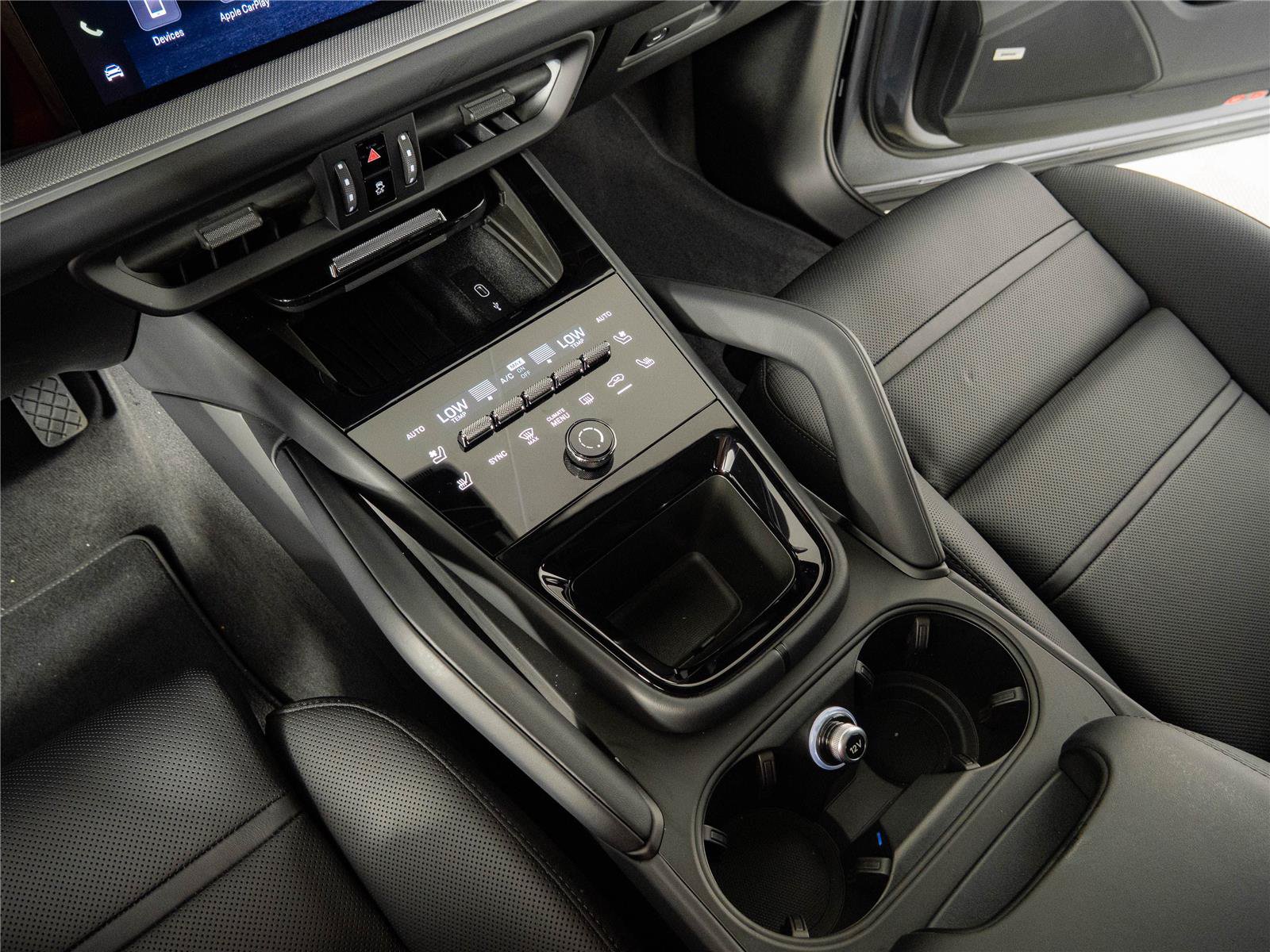 Certified 2026 Porsche Cayenne AWD/4WD image 18