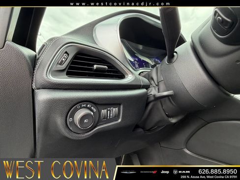 Used 2026 Chrysler Pacifica Limited w/ S Appearance Package FWD image 29